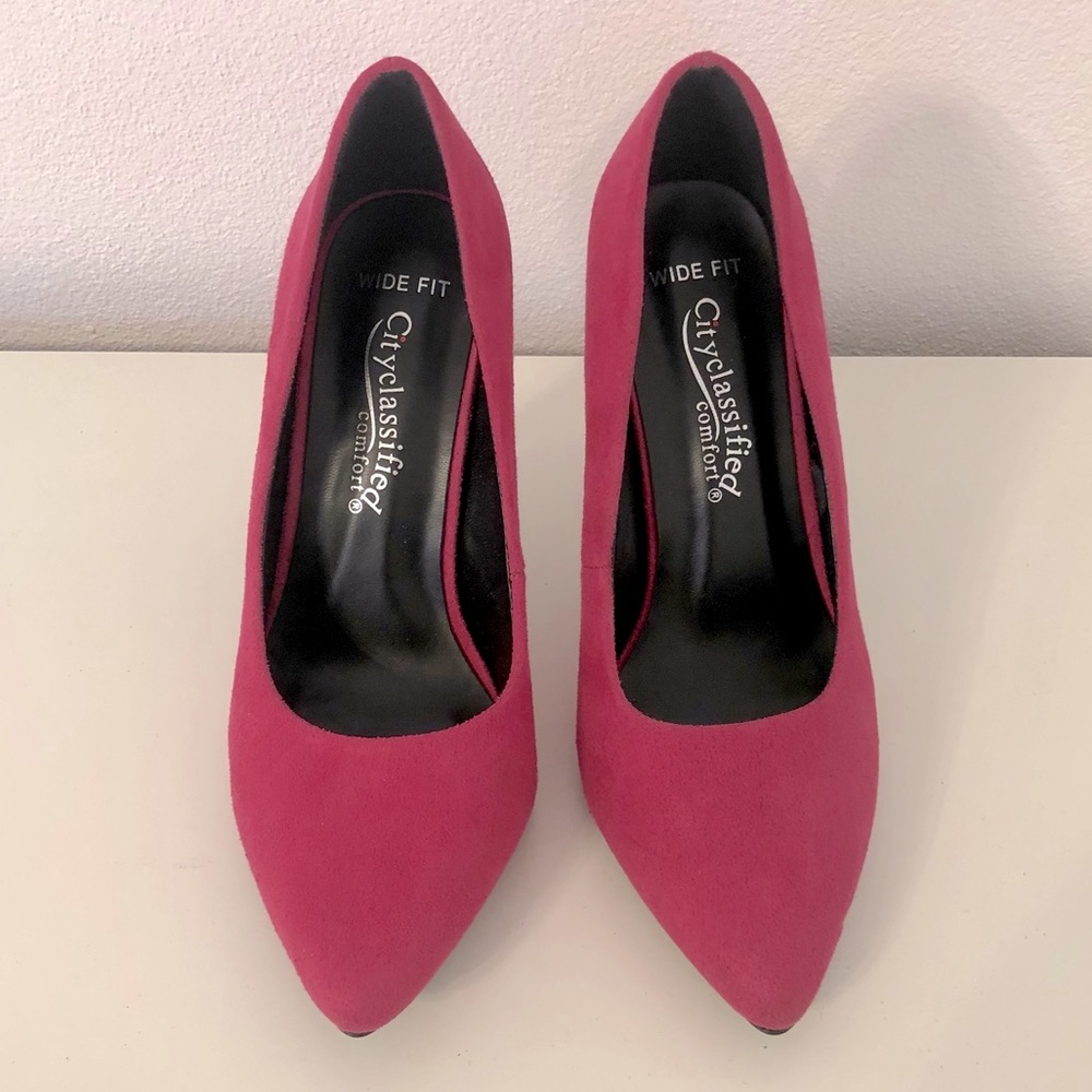 NEW City Classified Hot Pink Stiletto High Heels